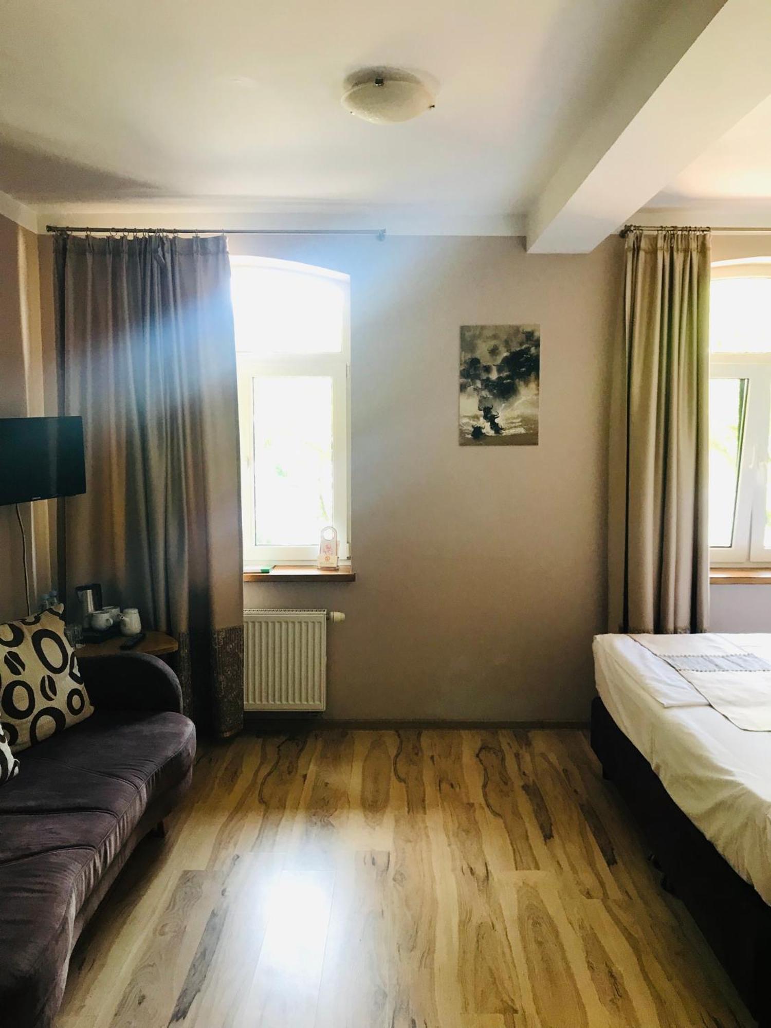 Przystanek Tlen Bed & Breakfast Ngoại thất bức ảnh