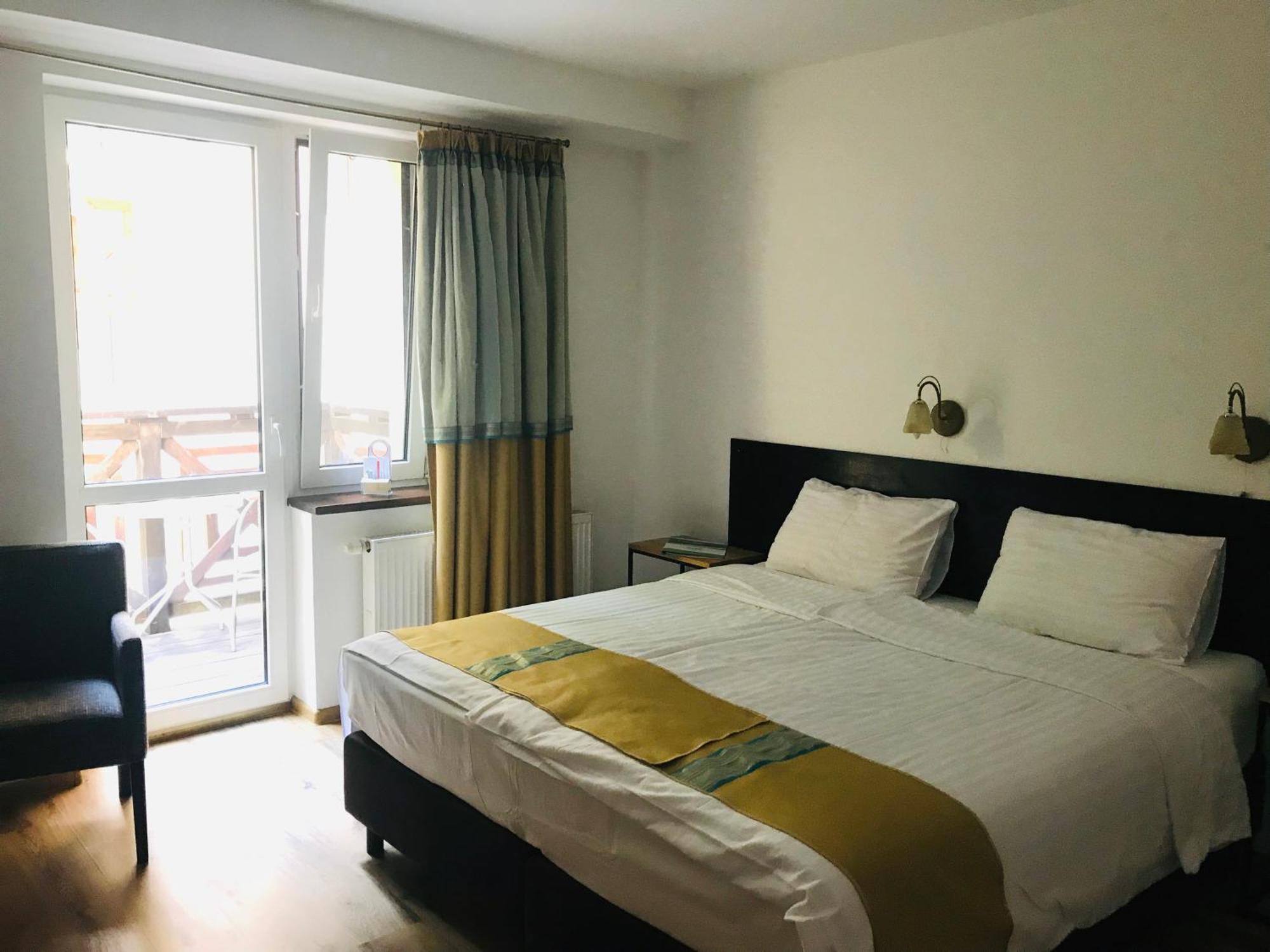 Przystanek Tlen Bed & Breakfast Ngoại thất bức ảnh